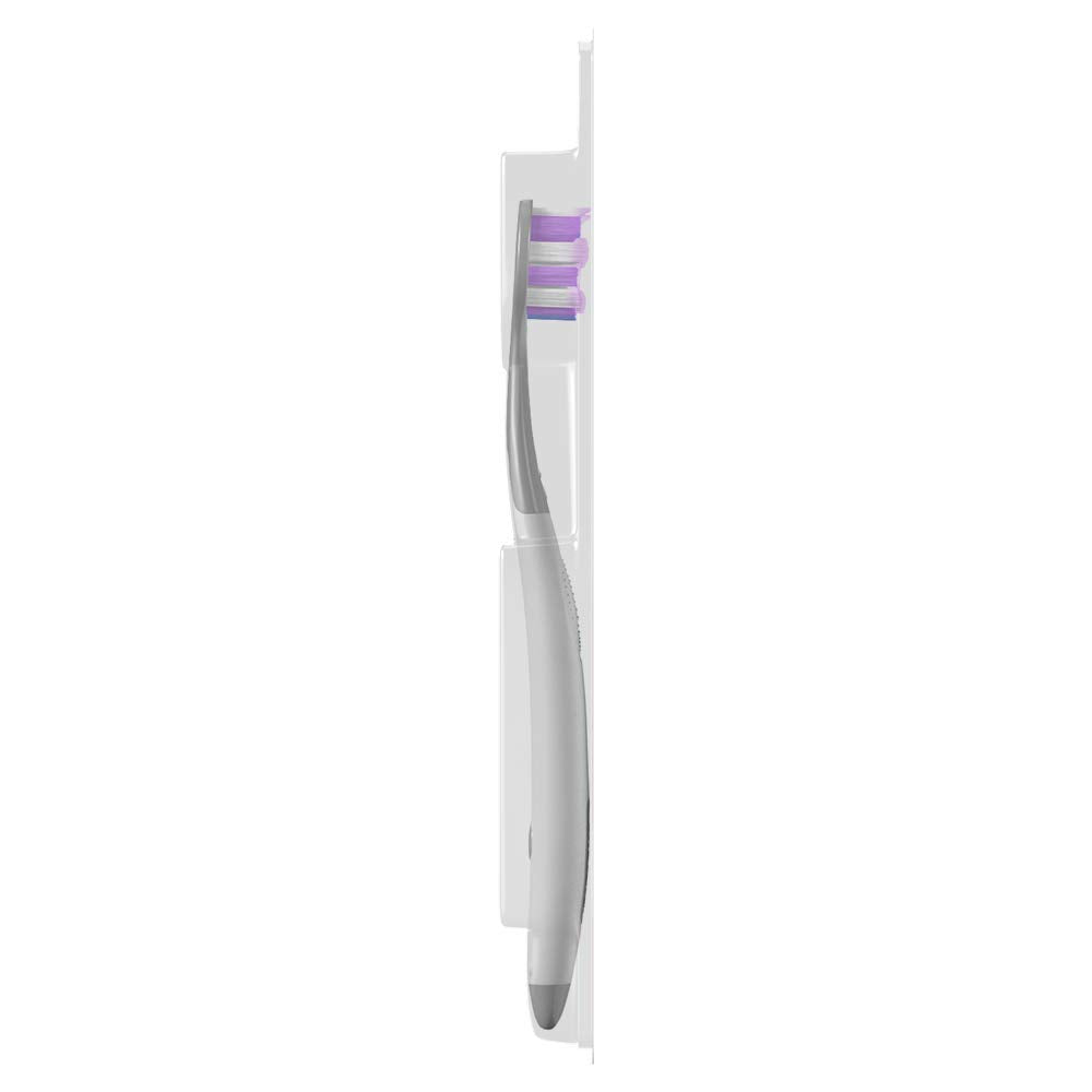 Colgate Ultra Soft Renewal Full Size Toothbrush (2 Pack) with High Density Floss-Tip Bristles, Colgate Oral Care for Gentle and Effective Cleaning, Ideal for Sensitive Teeth and Gums